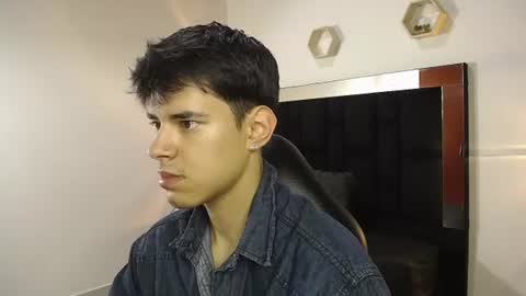 Snapshot of blakzen_ chatting on June 23, 2026, 3:48 am Blakzen online show from June 23, 2026, 3:48 am
