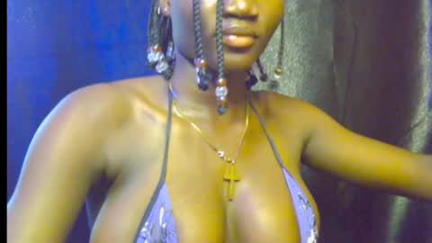 nikky00 online show from April 24, 2026, 1:02 pm