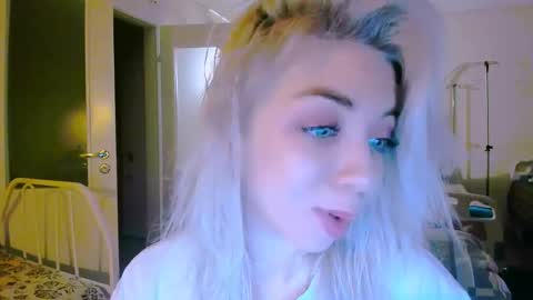 Nicole online show from February 24, 2025, 6:58 pm