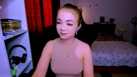 Nicole online show from January 17, 2026, 7:46 am