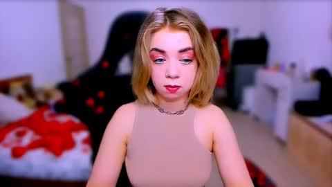 Nicole online show from March 3, 2026, 3:56 am