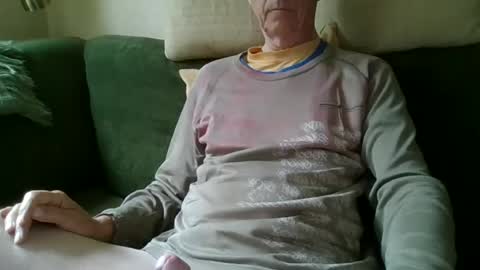 Snapshot of blomkuk chatting on July 7, 2026, 9:13 am blomkuk online show from July 7, 2026, 9:13 am