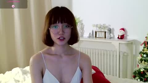 YoYo online show from December 24, 2024, 1:28 pm