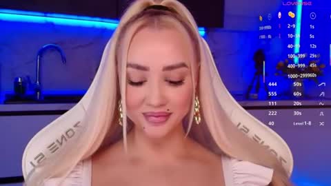 Snapshot of blond_diamond chatting on July 12, 2026, 4:20 pm Lana online show from July 12, 2026, 4:20 pm
