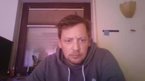 blonde32m online show from October 26, 2025, 6:08 am