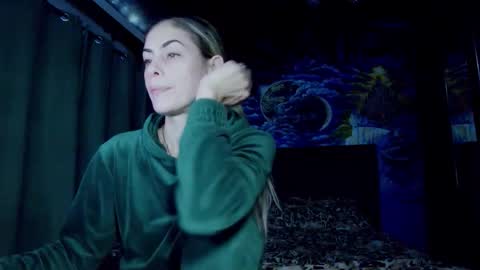 blonde4pasion online show from October 22, 2025, 7:02 pm