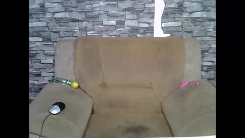 Snapshot of blonde_creamy chatting on May 20, 2026, 11:05 am blonde_creamy online show from May 20, 2026, 11:05 am