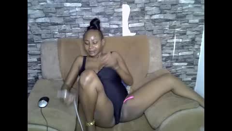 Snapshot of blonde_creamy chatting on May 31, 2026, 10:00 am blonde_creamy online show from May 31, 2026, 10:00 am