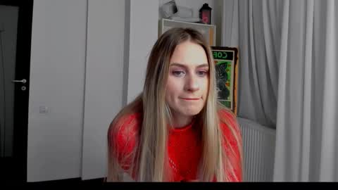 Snapshot of blonde_godess1 chatting on October 19, 2025, 8:31 pm blonde_godess1 online show from October 19, 2025, 8:31 pm