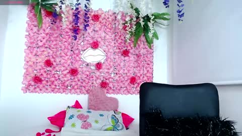 Snapshot of blonde_squirt_ chatting on January 8, 2025, 11:41 pm blonde_squirt_ online show from January 8, 2025, 11:41 pm