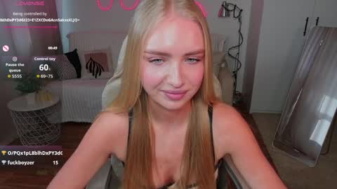 Nessa online show from April 3, 2026, 10:46 am