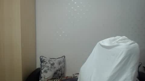 Mr Blond online show from June 28, 2026, 6:58 pm