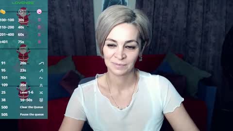 Snapshot of blondemommy_77 chatting on December 30, 2024, 12:00 am Lola online show from December 30, 2024, 12:00 am