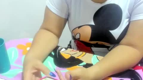 Blondie online show from December 18, 2025, 2:06 am