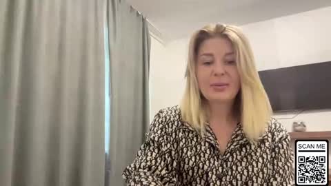 blondie_xoxoxo online show from October 6, 2025, 7:17 am