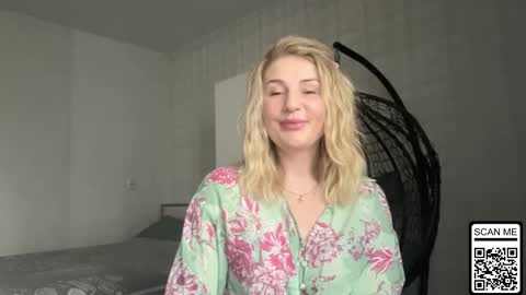 blondie_xoxoxo online show from April 1, 2026, 1:41 pm