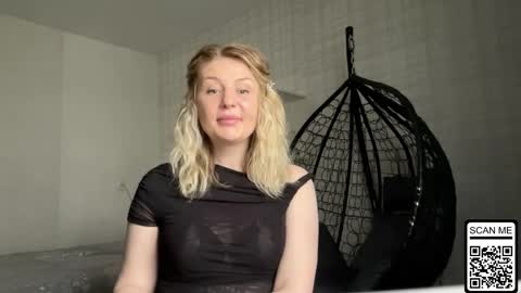 blondie_xoxoxo online show from April 21, 2026, 9:15 am