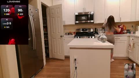 Bubbles online show from April 8, 2026, 6:24 am