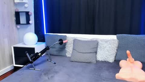 Snapshot of blondieriderx chatting on December 20, 2024, 1:22 pm BlondieRider online show from December 20, 2024, 1:22 pm