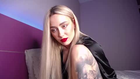 Anna online show from December 12, 2024, 9:15 pm