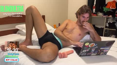 blondultra online show from April 15, 2026, 8:53 pm