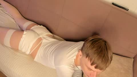 Alik online show from April 17, 2026, 9:40 pm