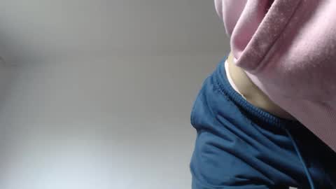 blondyelena online show from May 11, 2026, 7:36 am