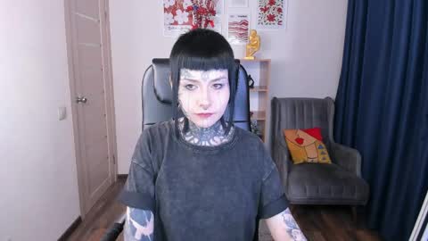 Snapshot of blood__mary chatting on April 27, 2026, 8:40 pm Mary online show from April 27, 2026, 8:40 pm