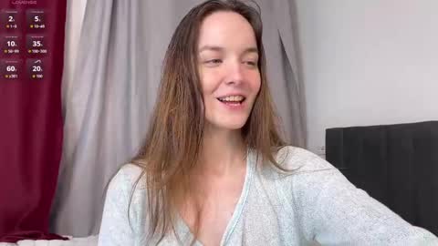 bloomyblue online show from May 19, 2026, 8:15 pm