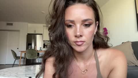 Emma Bloom online show from October 5, 2025, 7:56 pm