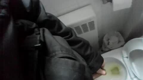 Snapshot of blowmyswag chatting on April 6, 2026, 10:33 pm blowmyswag online show from April 6, 2026, 10:33 pm