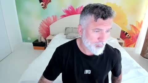 Nico online show from November 16, 2025, 11:38 am