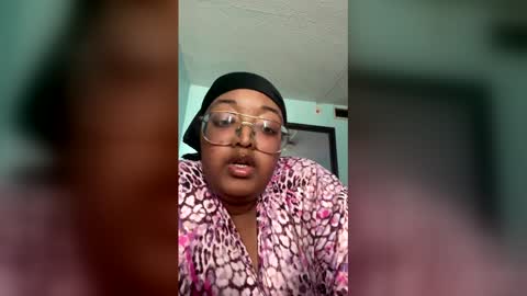 blucinnamon online show from March 15, 2026, 7:42 pm