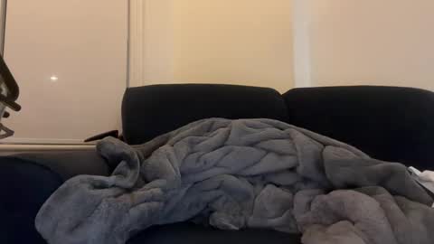 blue10sethut online show from November 18, 2025, 2:06 am