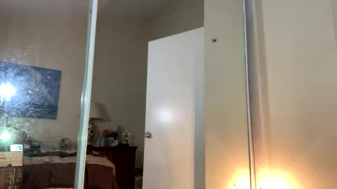 Snapshot of blue_cum_bunny123 chatting on March 24, 2026, 5:56 am blue_cum_bunny123 online show from March 24, 2026, 5:56 am