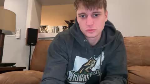 Snapshot of blue_eyed_beau chatting on February 26, 2026, 4:00 am Beau online show from February 26, 2026, 4:00 am