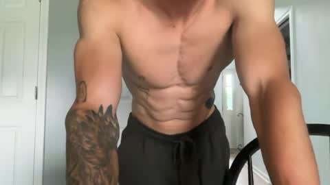 Snapshot of blue_eyed_beau chatting on June 25, 2026, 11:37 am Beau online show from June 25, 2026, 11:37 am