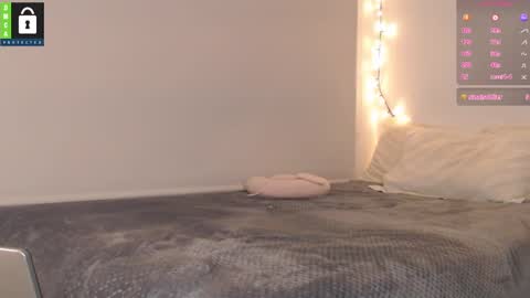 Blue online show from March 9, 2025, 12:10 am