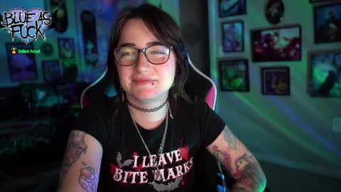 Blue online show from December 16, 2024, 1:42 am