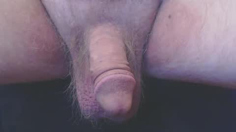 Snapshot of bluebee420 chatting on February 16, 2025, 11:59 am bluebee420 online show from February 16, 2025, 11:59 am