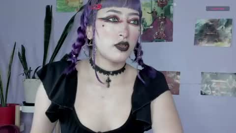 Sophie  online show from August 2, 2026, 7:45 pm