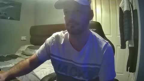 bluebirdflame1 online show from January 7, 2026, 12:13 am