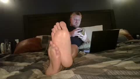 Snapshot of bluecollardom24 chatting on June 16, 2026, 8:33 pm bluecollardom24 online show from June 16, 2026, 8:33 pm