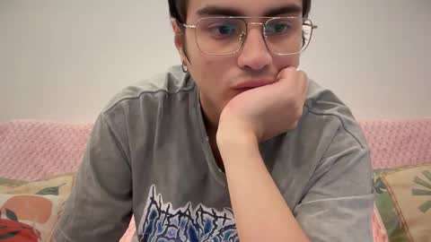 Snapshot of bluedaan chatting on February 10, 2026, 2:15 am Daan online show from February 10, 2026, 2:15 am
