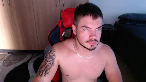 Snapshot of blueeyeboy0 chatting on January 22, 2025, 3:40 pm blueeyeboy0 online show from January 22, 2025, 3:40 pm