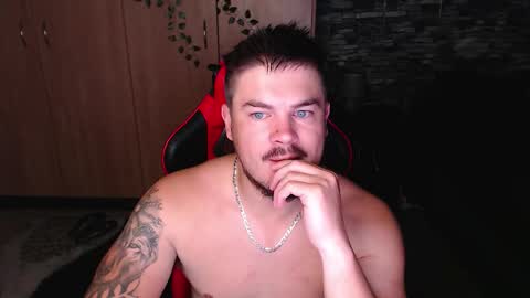 blueeyeboy0 online show from November 20, 2025, 8:08 pm