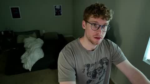 Snapshot of blueeyedtallguy chatting on July 14, 2026, 1:19 am blueeyedtallguy online show from July 14, 2026, 1:19 am