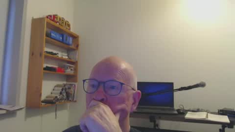 Snapshot of blueeyesn8 chatting on December 8, 2024, 9:13 am blueeyesn8 online show from December 8, 2024, 9:13 am