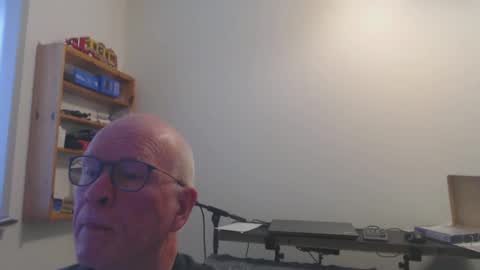 Snapshot of blueeyesn8 chatting on February 12, 2025, 10:14 am blueeyesn8 online show from February 12, 2025, 10:14 am