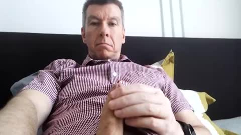Snapshot of blueeyesteele chatting on July 1, 2026, 1:02 pm blueeyesteele online show from July 1, 2026, 1:02 pm